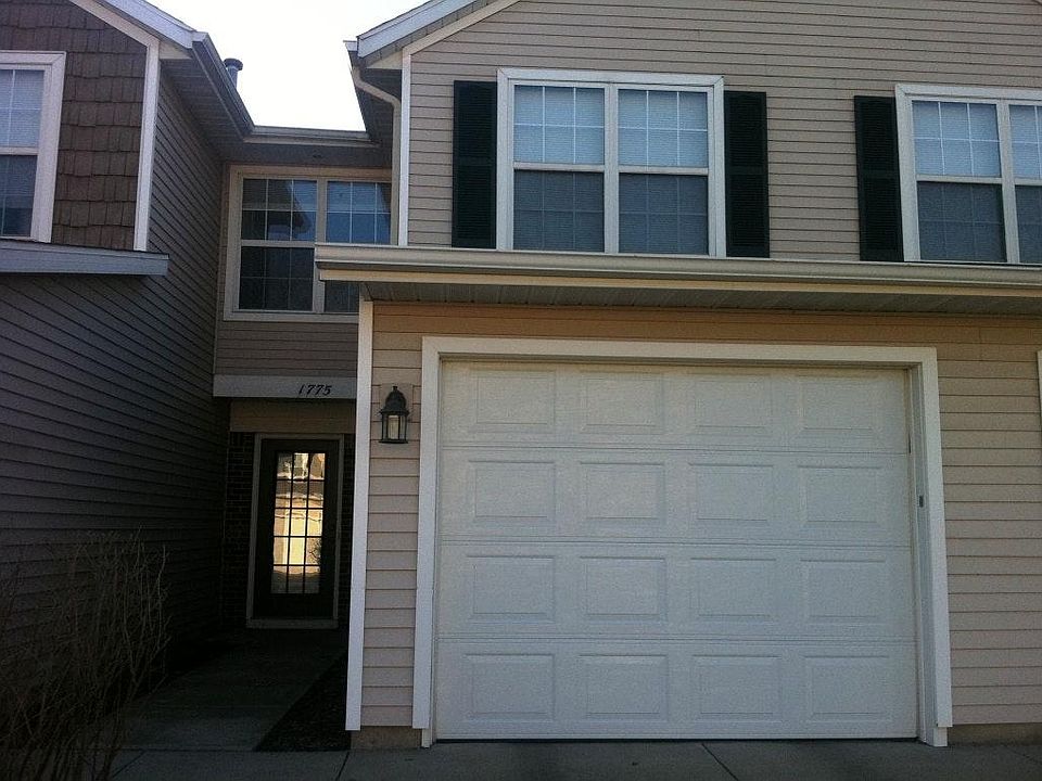 1st image of 1775 Park Trl NE