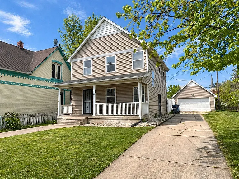 310 Whittemore St — Photo 1