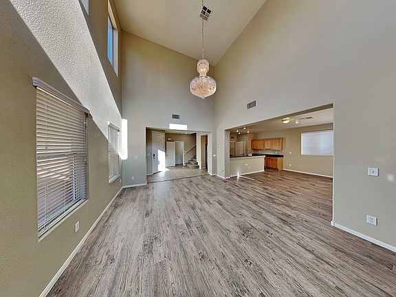 4th image of 9758 Aleutian St