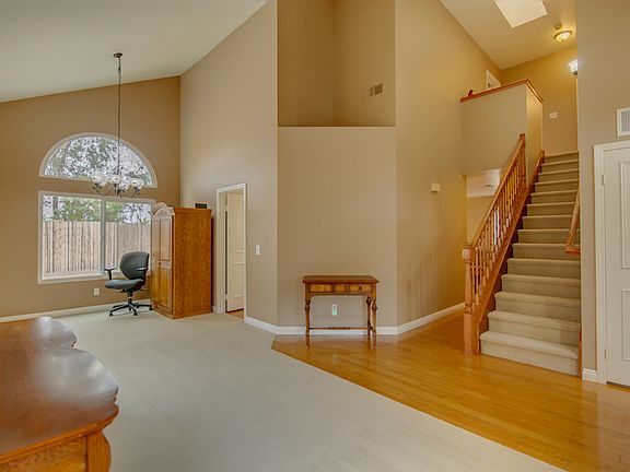 4th image of 1546 Enchantment Ave