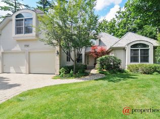 1750 Princeton Ct, Lake Forest, IL 60045