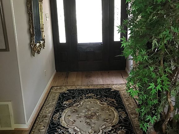 Front Entryway