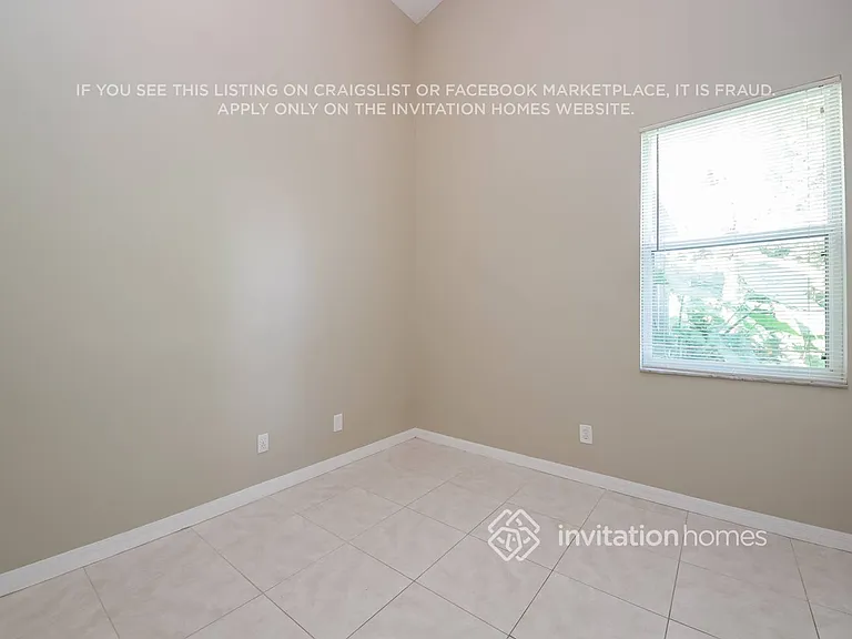 13342 Luxbury Loop — Photo 11