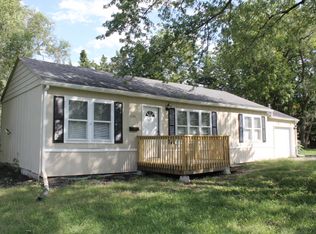 1046 N Mart Way Dr, Olathe, KS 66061