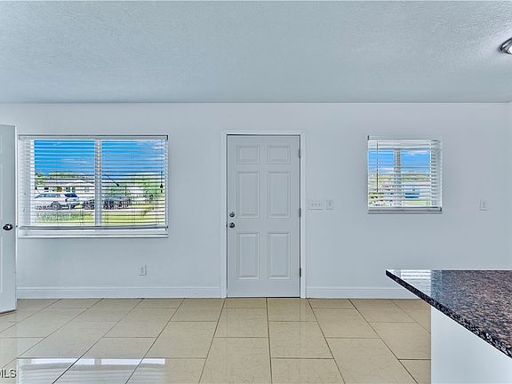 4th image of 1134 Cherokee Ave