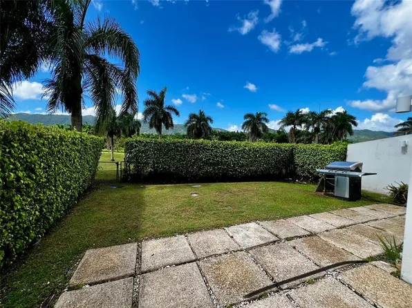 I30 Villas De Gln, Juncos, PR 00777