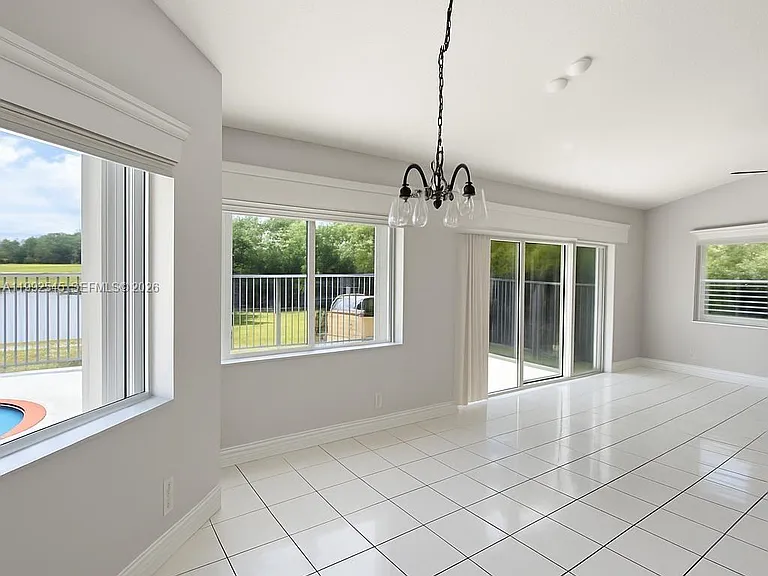 2686 Palmer Pl — Photo 32
