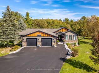 399 Dawsons Side Rd, Tiny, ON L0L2T0