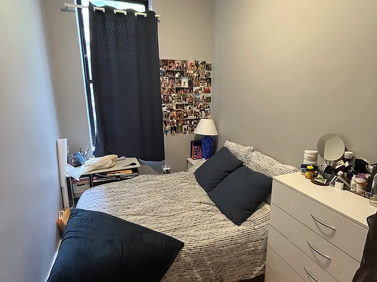 449 W 51st St #2R — Photo 11