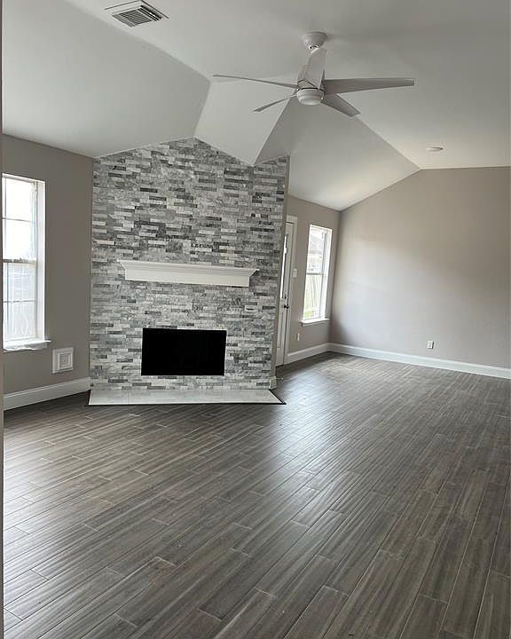 1st image of 15646 Briargate Ct