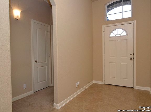 4th image of 5426 Southern Oaks