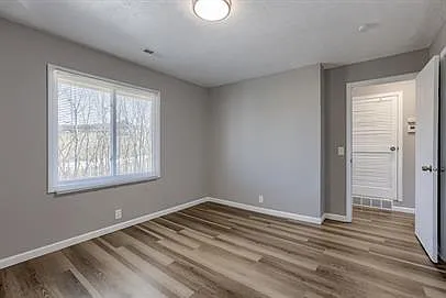8005 S 48th Ave — Photo 21