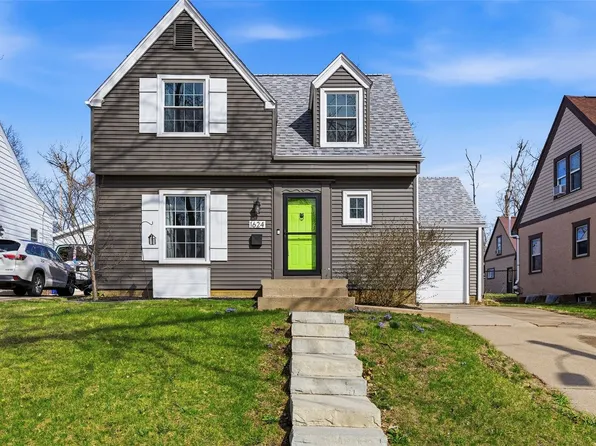 1624 Wildwood Dr NE, Cedar Rapids, IA 52402