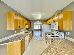 375A Wallace Rd, Kelowna, BC V1X7M6