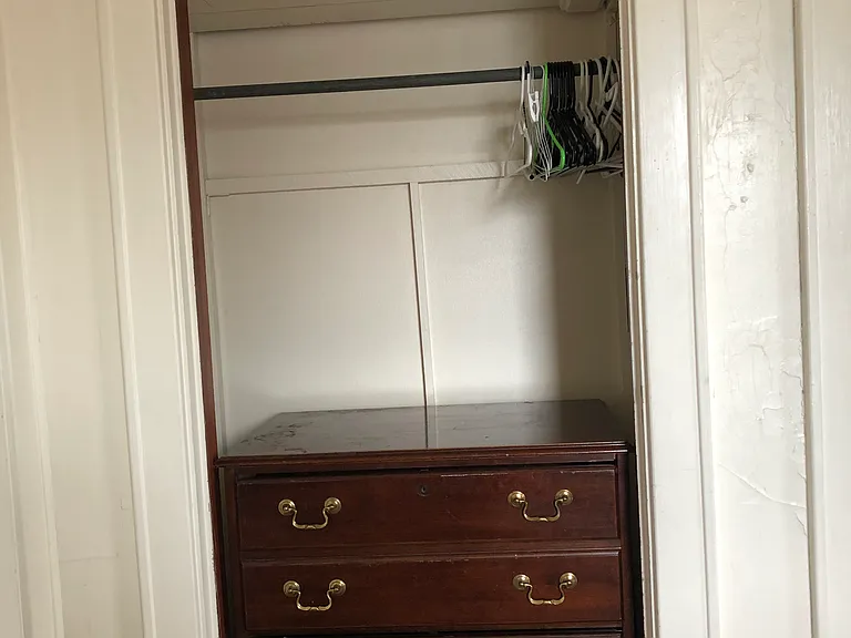 2016 Kendall Ave #2B — Photo 8