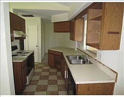 3rd image of 115 Alameda Dr