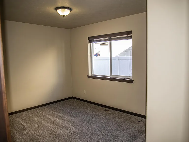 7719 N Goodwater Loop — Photo 7