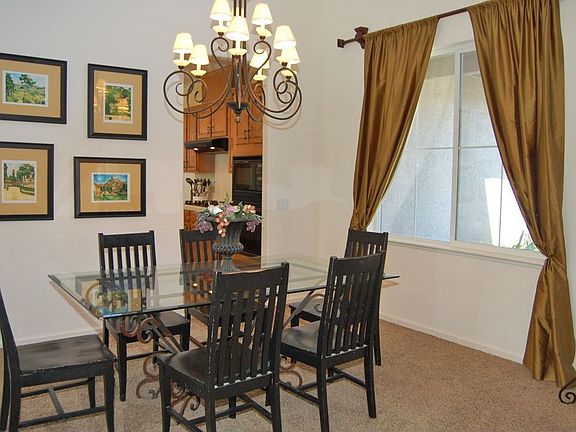 Formal Dining