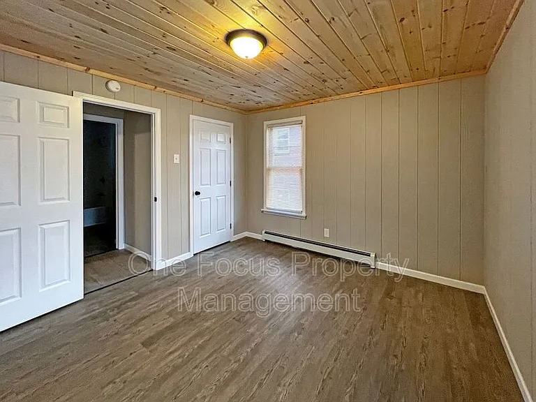 51 Pearl St — Photo 12