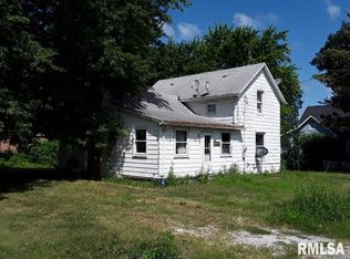 35454 S Fennessy St, Farmington, IL 61531