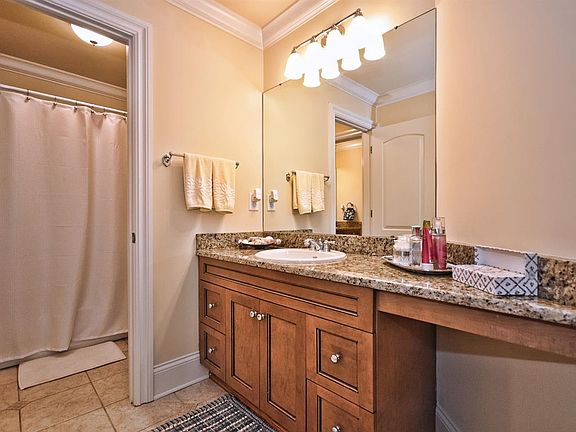 Upstairs other Bathroom