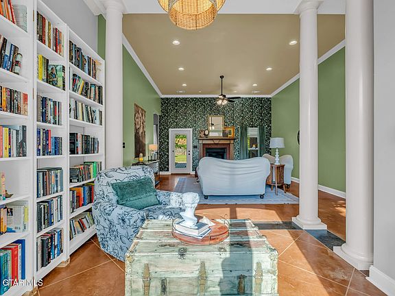 3rd image of 298 Lawrence St