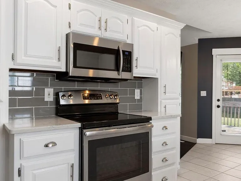 3339 E Cardinal St — Photo 8