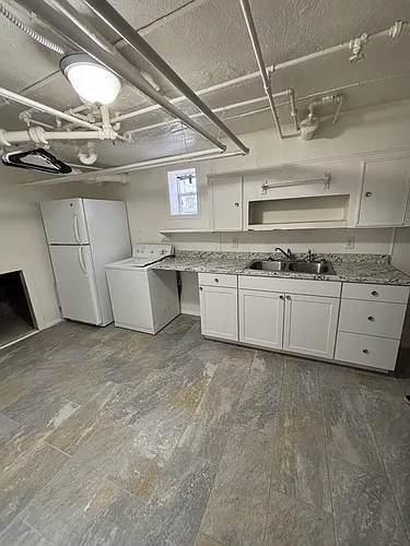 446 G St Photo 1
