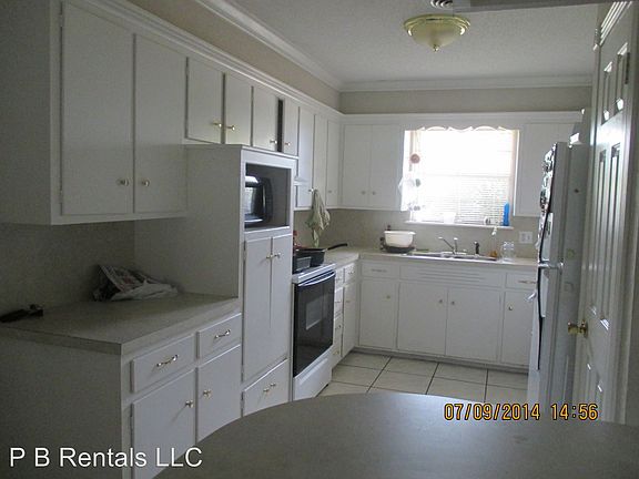 2nd image of 5111 NW Elm Ave