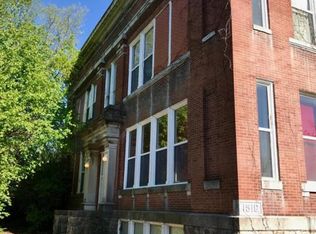 808 Center St APT 3, Fulton, MO 65251