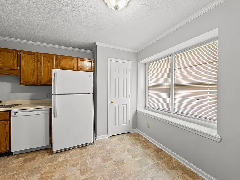 4608 Jacqueline Ln — Photo 9