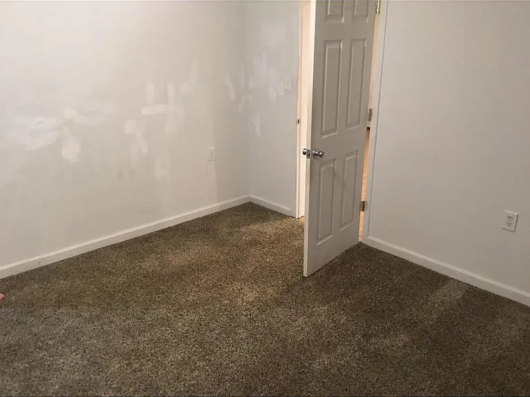 1120 Waverly Ave #1 — Photo 10
