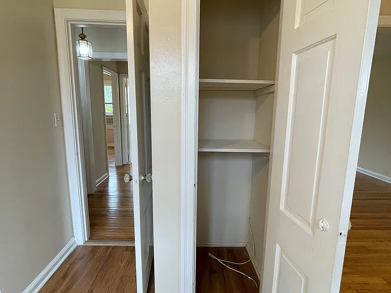 2823 Thornhill Rd — Photo 25