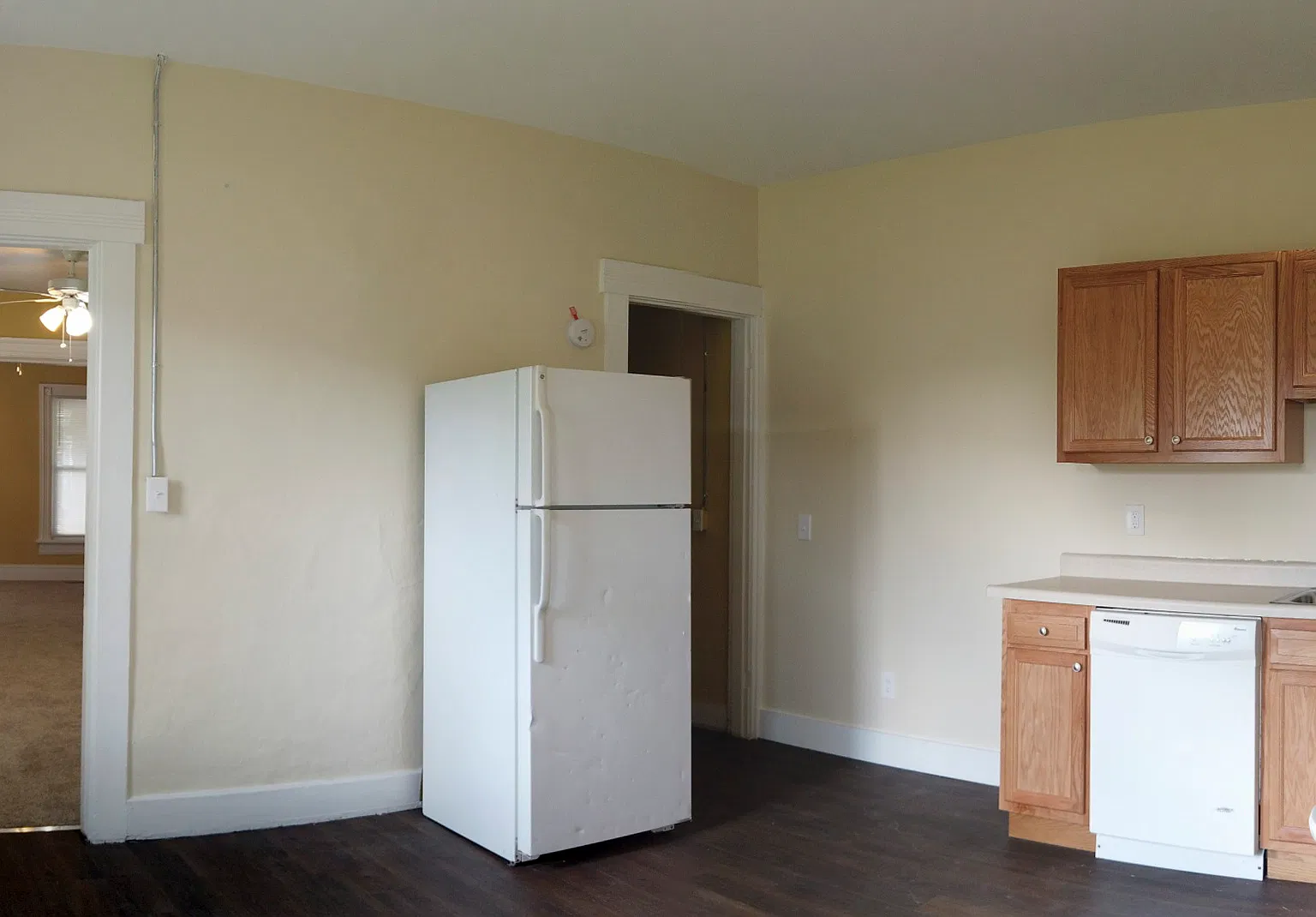 Spacious 3-Bedroom Duplex in a Convenient Dayton Location — Photo 4