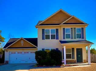 173 New Castle Ln, Spring Lake, NC 28390