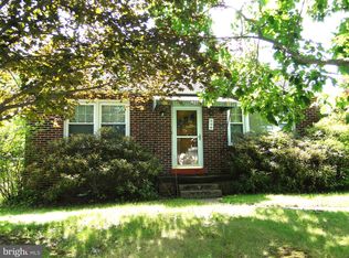 338 E Broad St, Trumbauersville, PA 18970