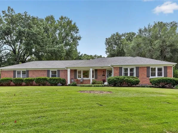 4229 W 98th St, Overland Park, KS 66207