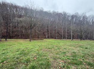 2500 Lower Rinehart Rd, Dandridge, TN 37725