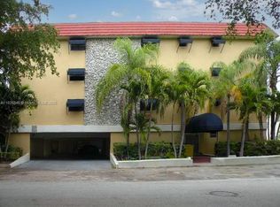 427 Santander Ave APT 305, Coral Gables, FL 33134