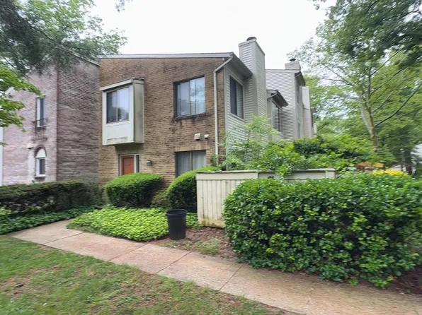 20200 Spring Haven Ct, Gaithersburg, MD 20886