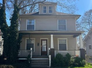 205 Leslie St, Lansing, MI 48912