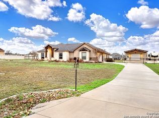 117 Westfield Lndg, La Vernia, TX 78121