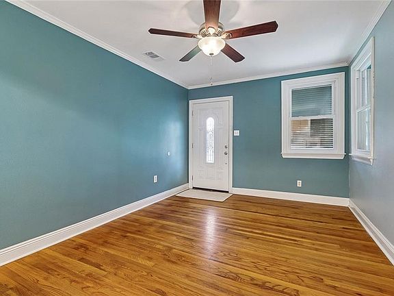 3rd image of 547 Tucker Ave