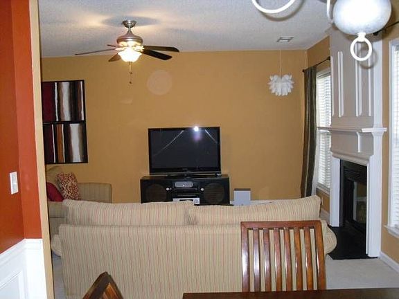 2nd view of family room