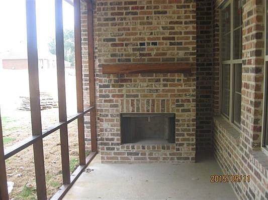 Back Porch w/Fireplace