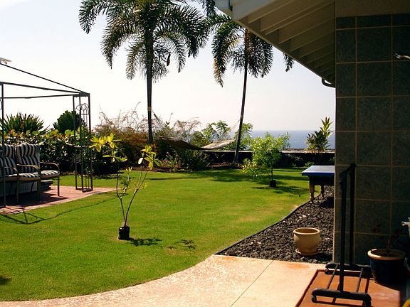 Makai views from guest retreat