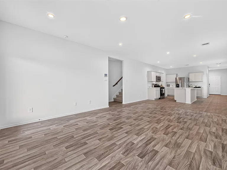 24206 Foxdale Bay Ct — Photo 10
