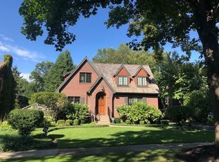 764 Northmoor Rd, Lake Forest, IL 60045