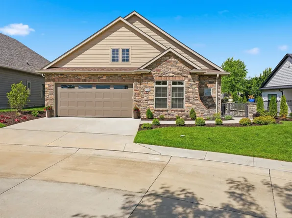 6306 Murano Way, Columbia, MO 65201