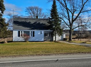 1394 Garfield Rd N, Traverse City, MI 49696